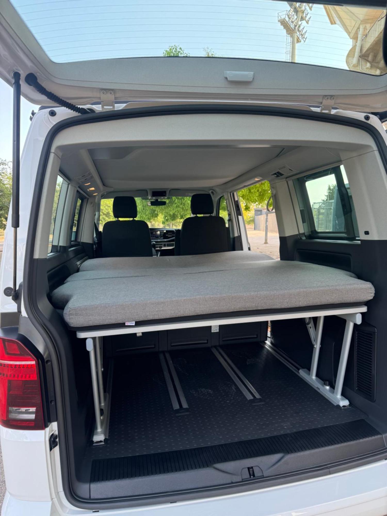 Bateau-hôtel California Camper 2024 Palma